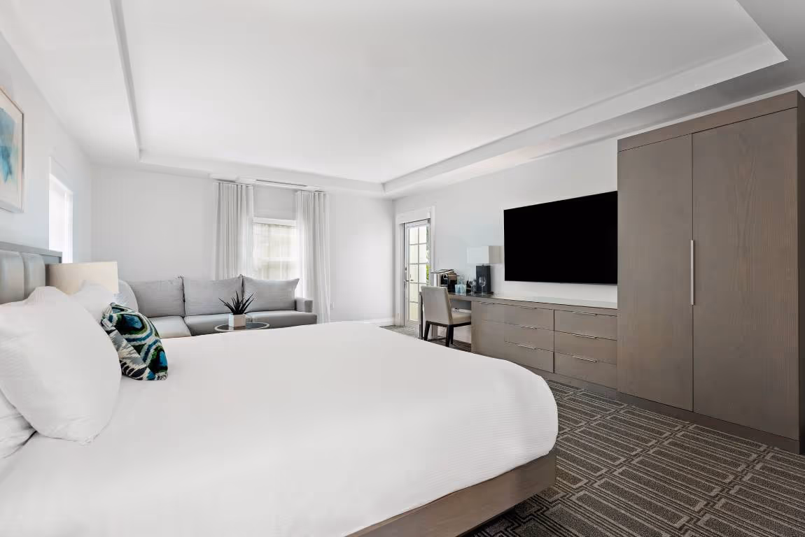 Junior Suite bedroom